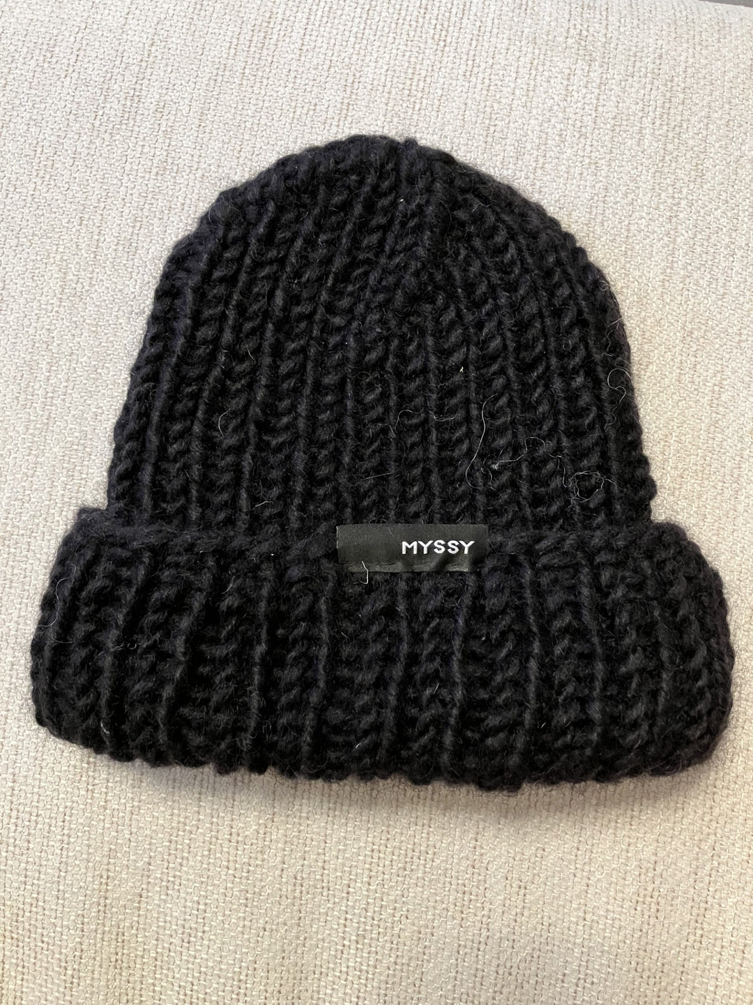 Beanie - Puhuri Trombi