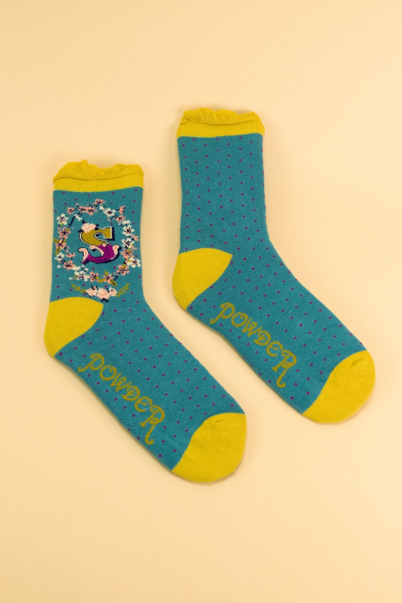 Women Letter Ankle Socks - S