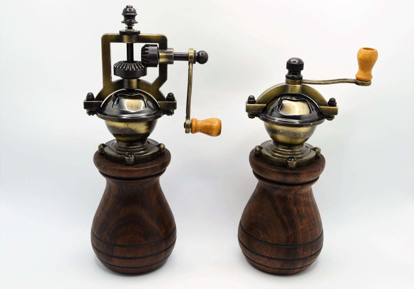 Crank Style Salt and Pepper Mill Set