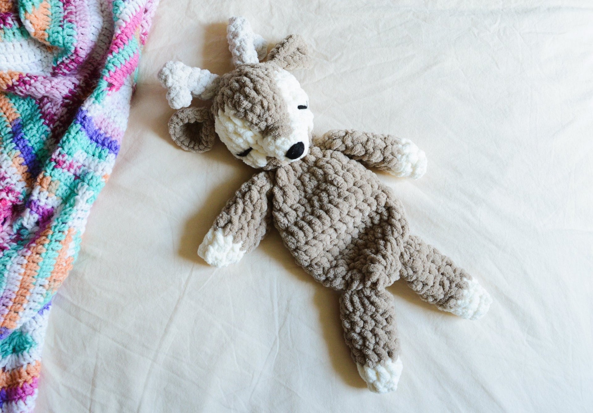 Deer Lovey – Windseeker - Main Image