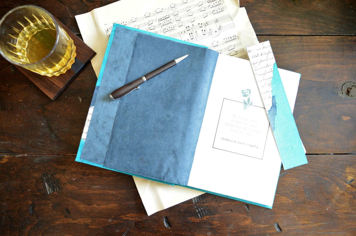 Drawing Sketchbook - Pensées Bleues
