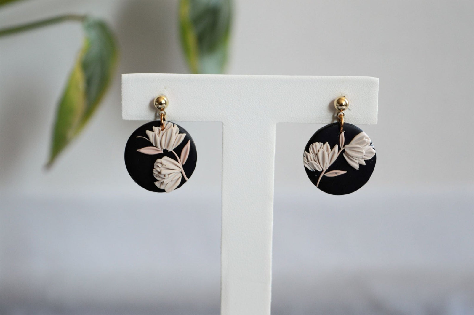 Mini Floral Clay Earrings - Guinness
