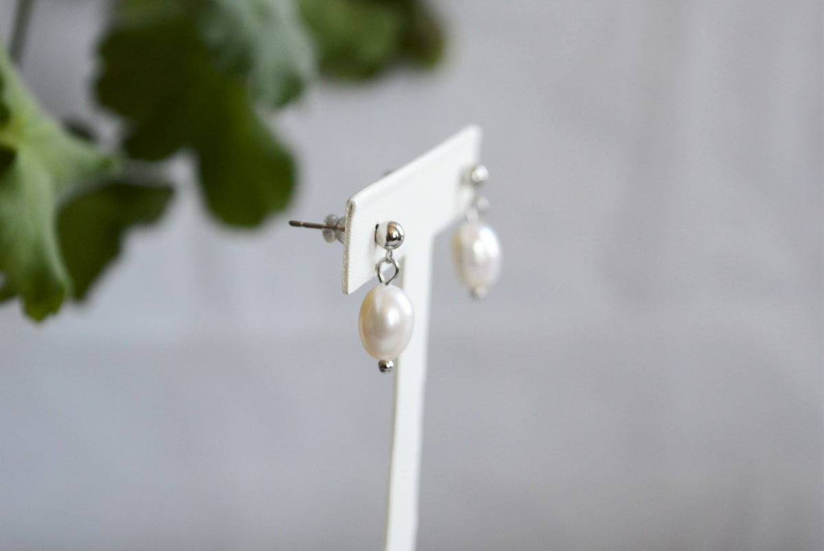 Pearl Earrings - Raindrop Silver