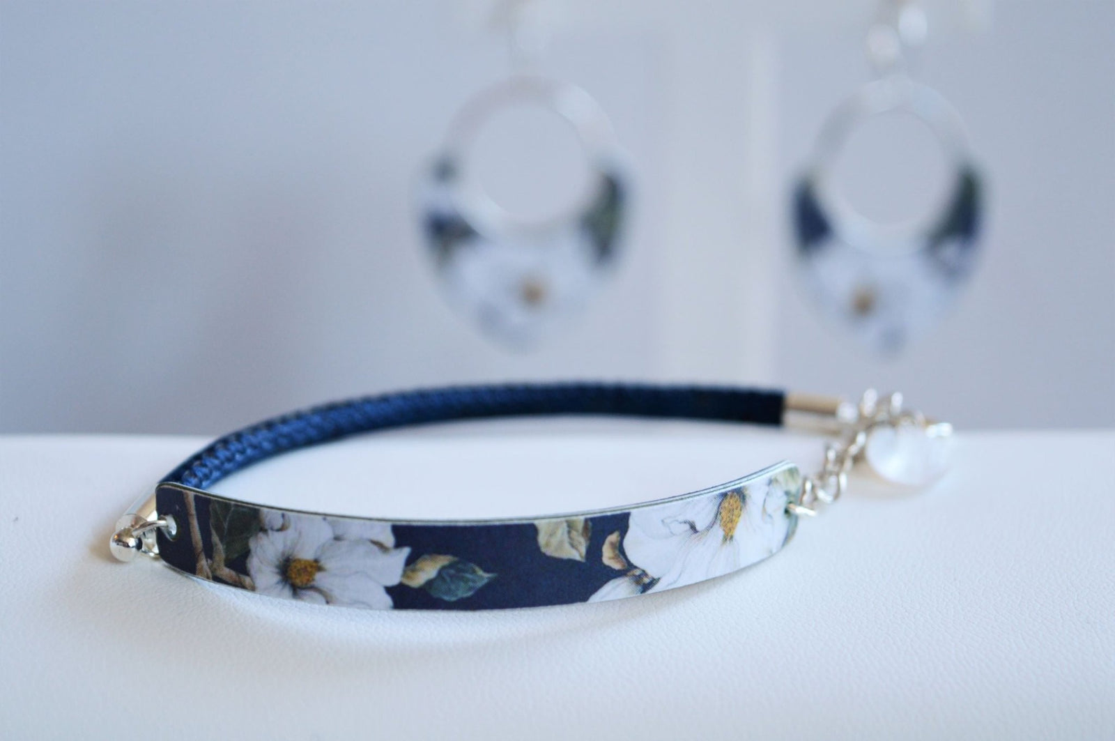 Paper Based Bracelet - Blue