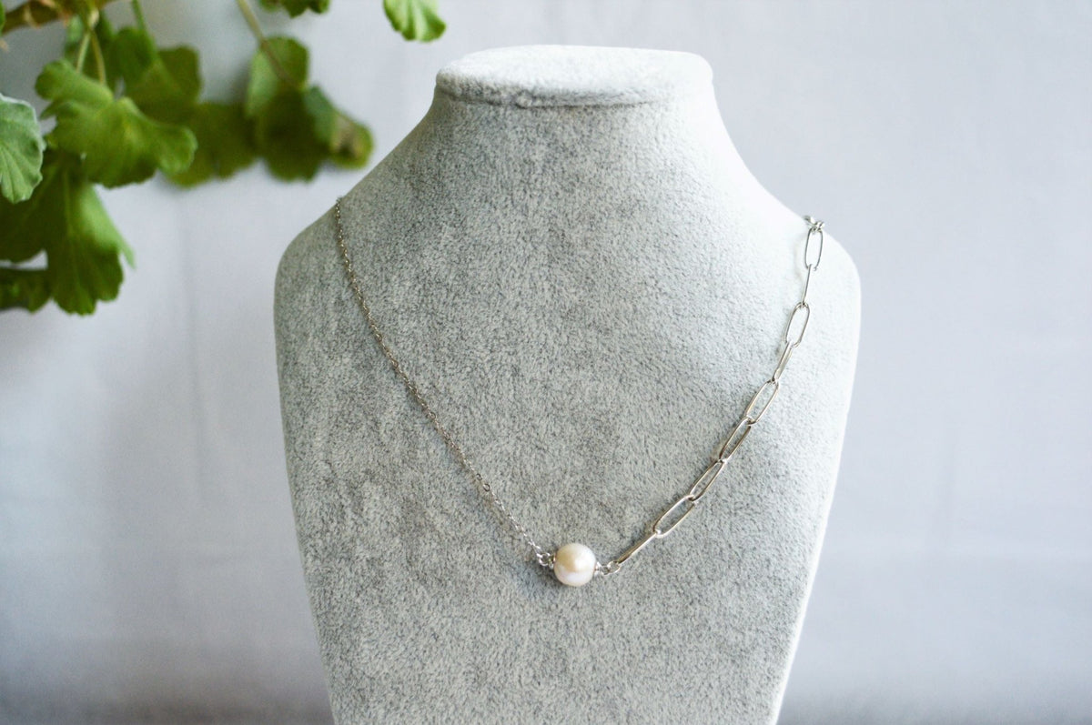 Pearl Necklace - Vivian Silver