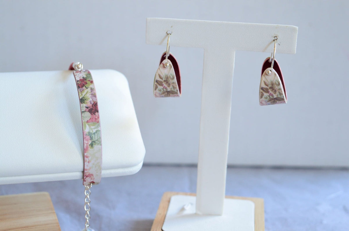 Paper Based Bracelet - Pink