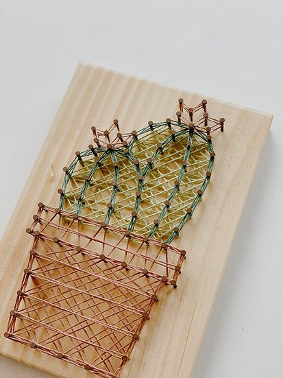 Medium String Art Kit - Flower Cactus