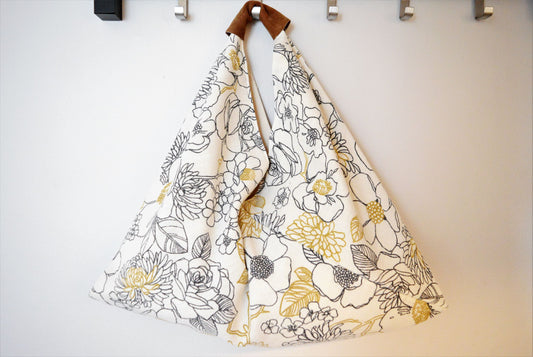Triangle Bag - Spring Gracelette